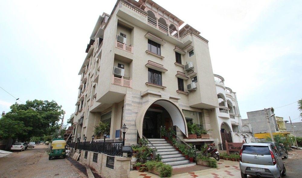 Oyo Flagship Hotel Rudra Palace Agra  Εξωτερικό φωτογραφία